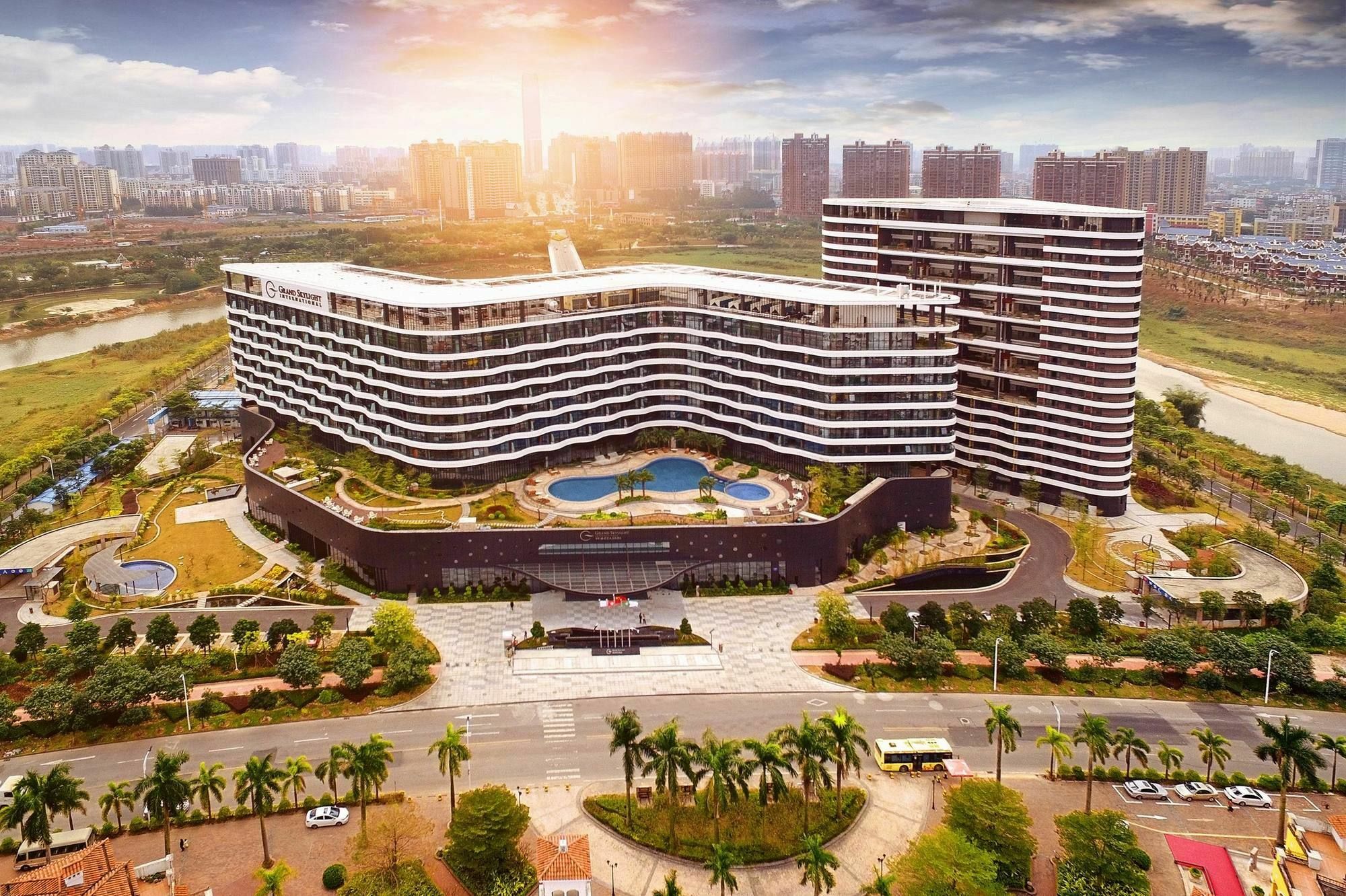Grand Skylight International Hotel Huizhou Huizhou  Exterior photo
